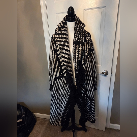 Johnny Was Black and White Knit Coat Duster - Picture 2 of 6